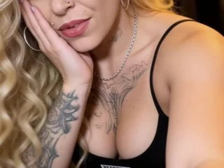 RoxxyFuller profile picture