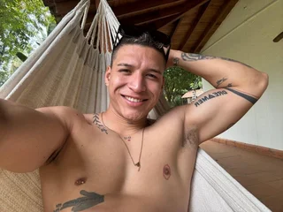 Cam boy simonelucas