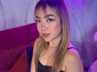 sophie_peach