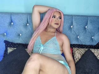STEFANIAD_QUEEN