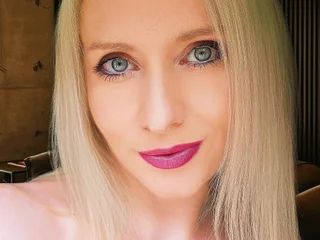TheAlexaLondon profile picture