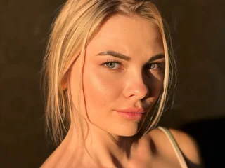 tina_candy