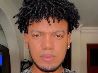 velvet_nigths live cam
