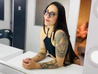 VelvetGreen profile picture