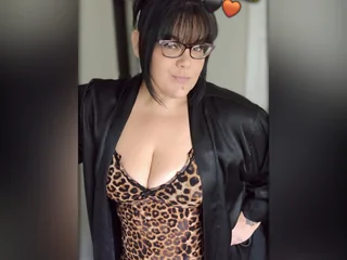VeronicaSloane profile picture