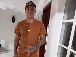 x_carlosx_x webcam