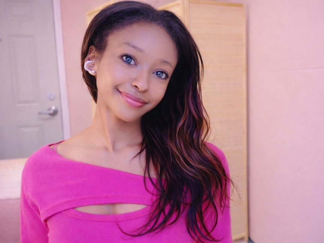 Amber_Fae — LIVE on Streamate