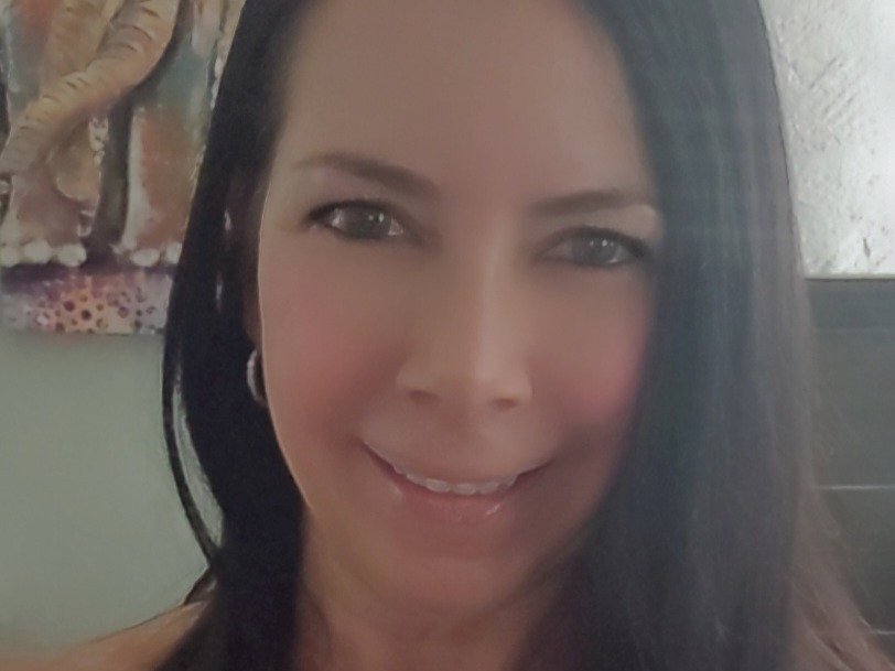 April_Desire — LIVE on Streamate