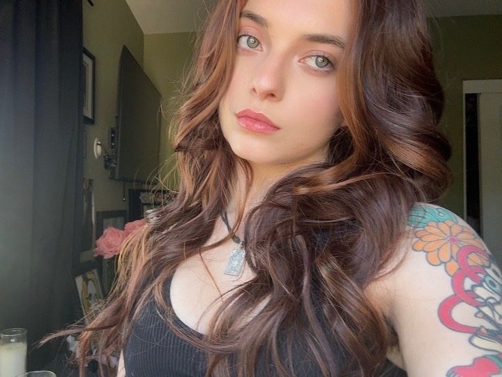 AvaMack — LIVE on Streamate