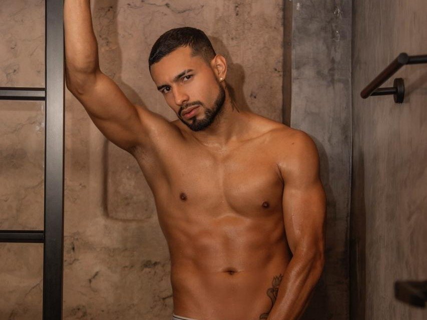 Bastian_Bigcock — LIVE on Streamate