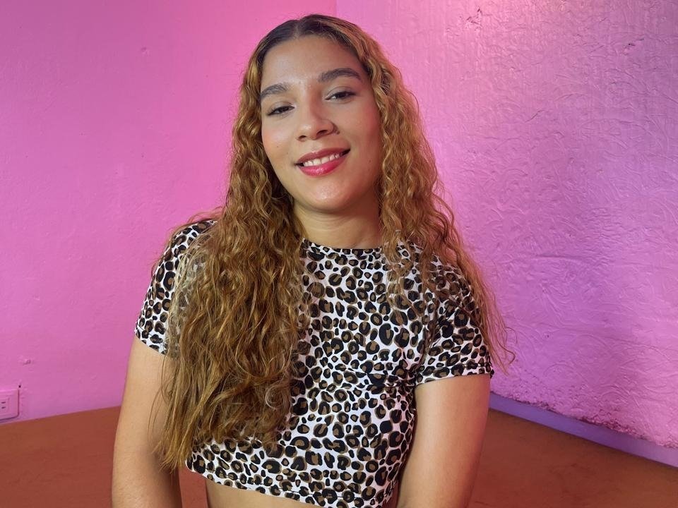 BiancaRey — LIVE on Streamate