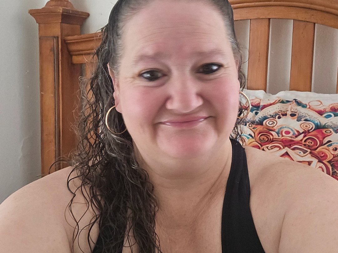 BigBusted — LIVE on Streamate