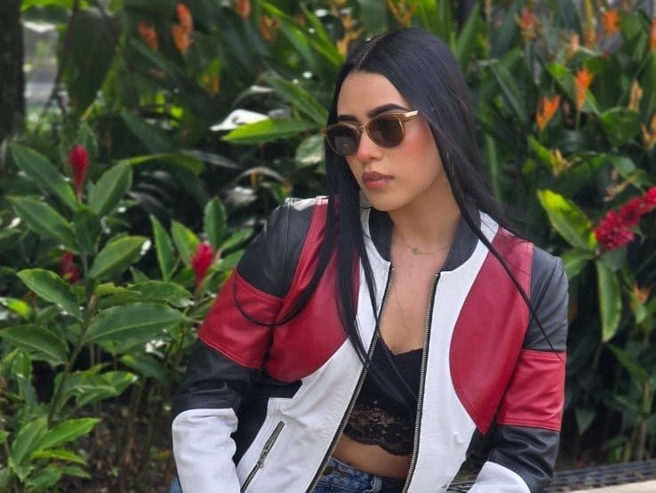 BlueCher — LIVE on Streamate