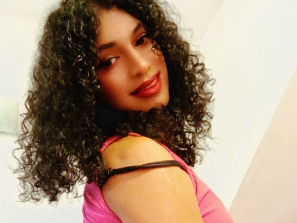 BustyTania99 — LIVE on Streamate