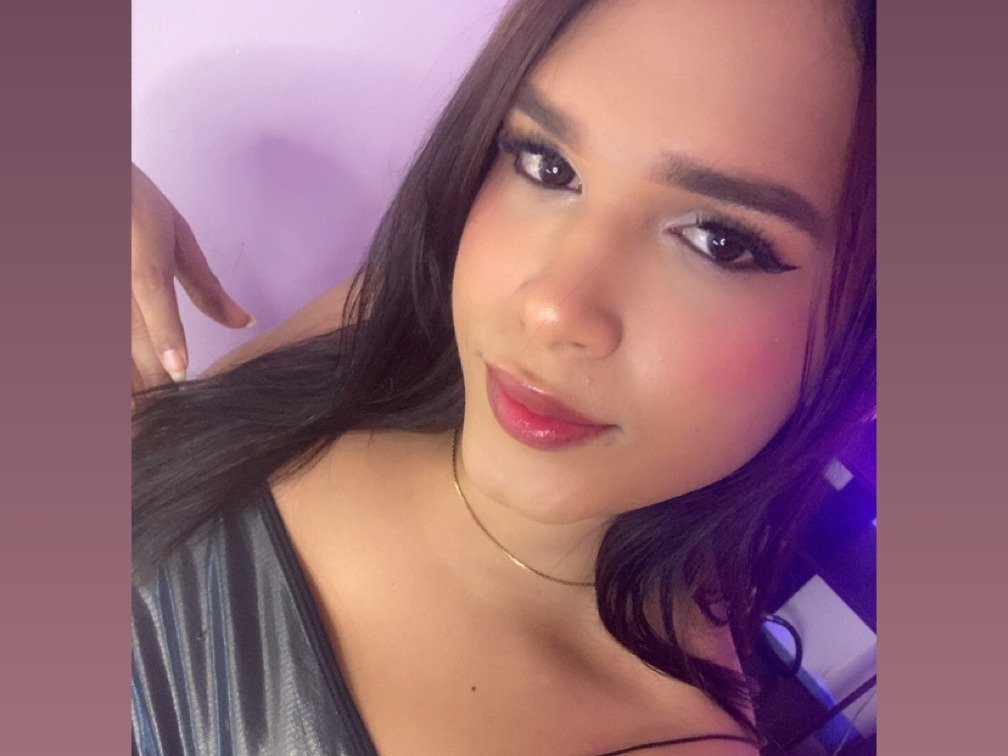 CassieSpicy — LIVE on Streamate