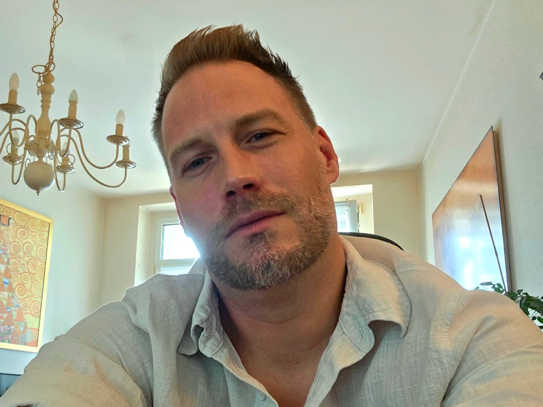 ChrisRod — LIVE on Streamate