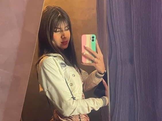 CuteMiaaa — LIVE on Streamate