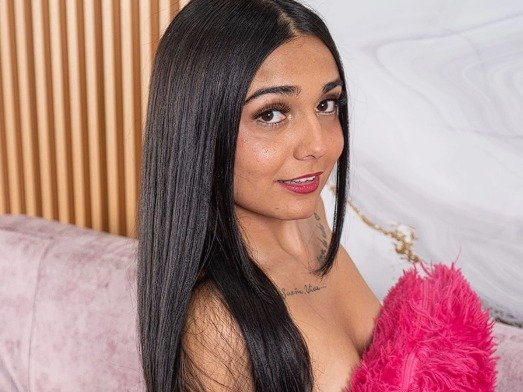 Daniivg — LIVE on Streamate