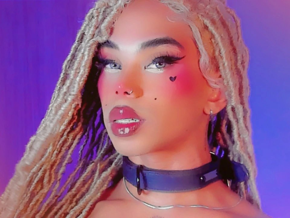 Danni_Lee — LIVE on Streamate