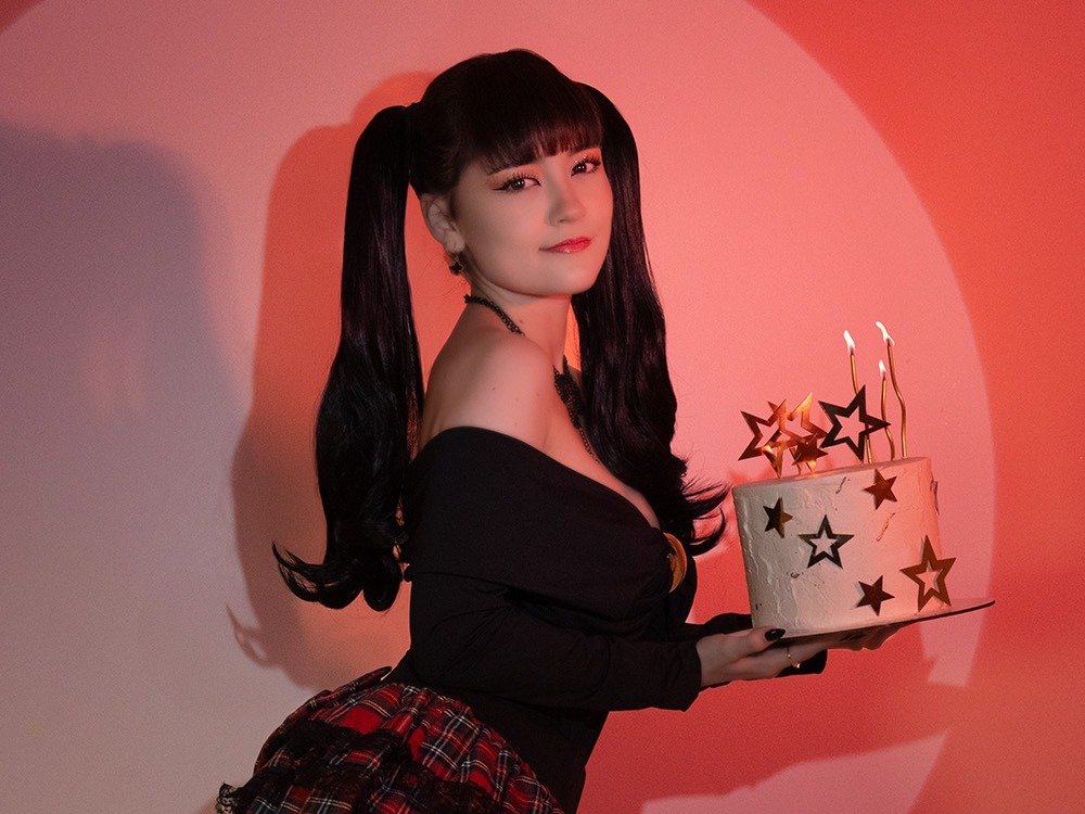 EmilyBroks — LIVE on Streamate