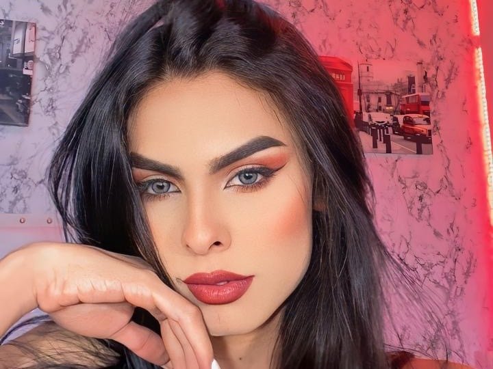 Esmeralda_Ly — LIVE on Streamate