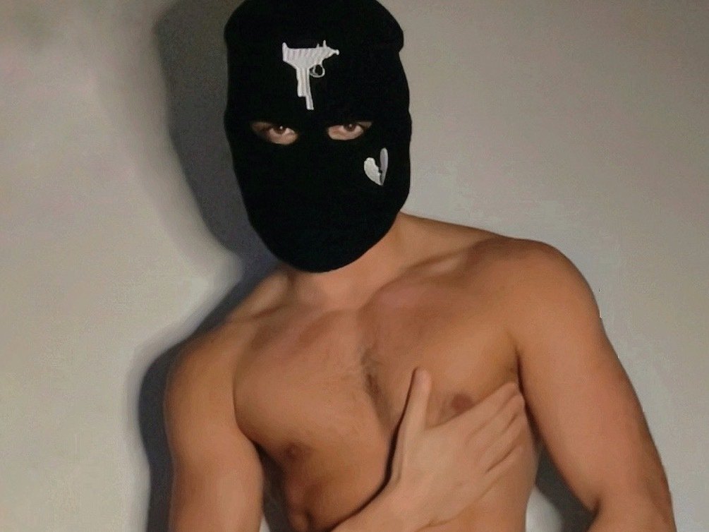 FBDaniel — LIVE on Streamate