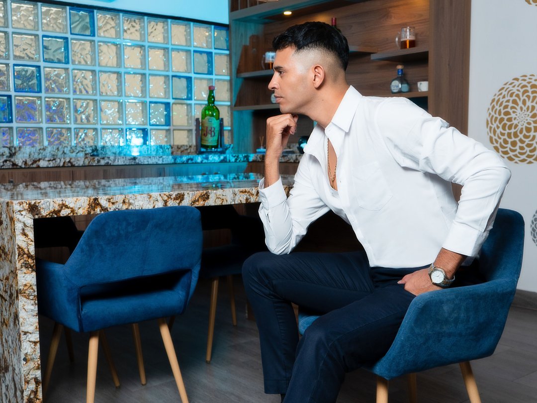 George_Collins — LIVE on Streamate