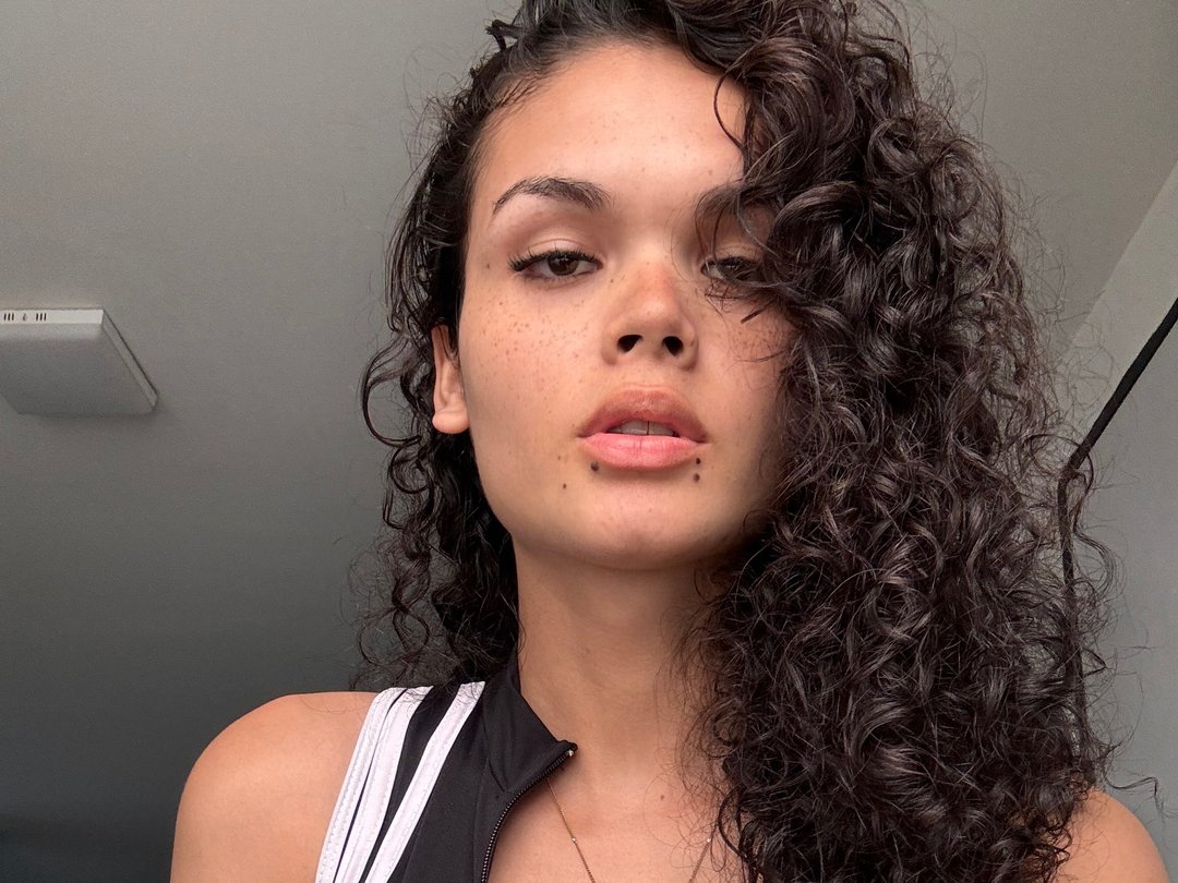 Giadecolombia — LIVE on Streamate