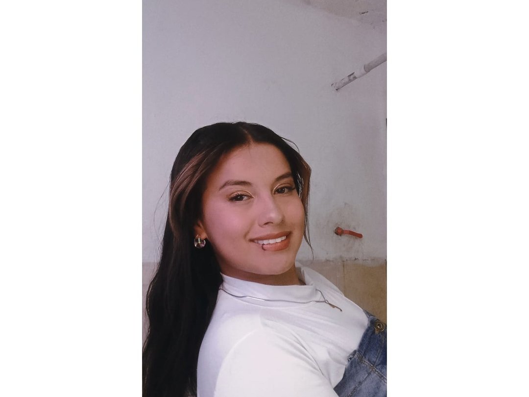 HazelDrake26 — LIVE on Streamate