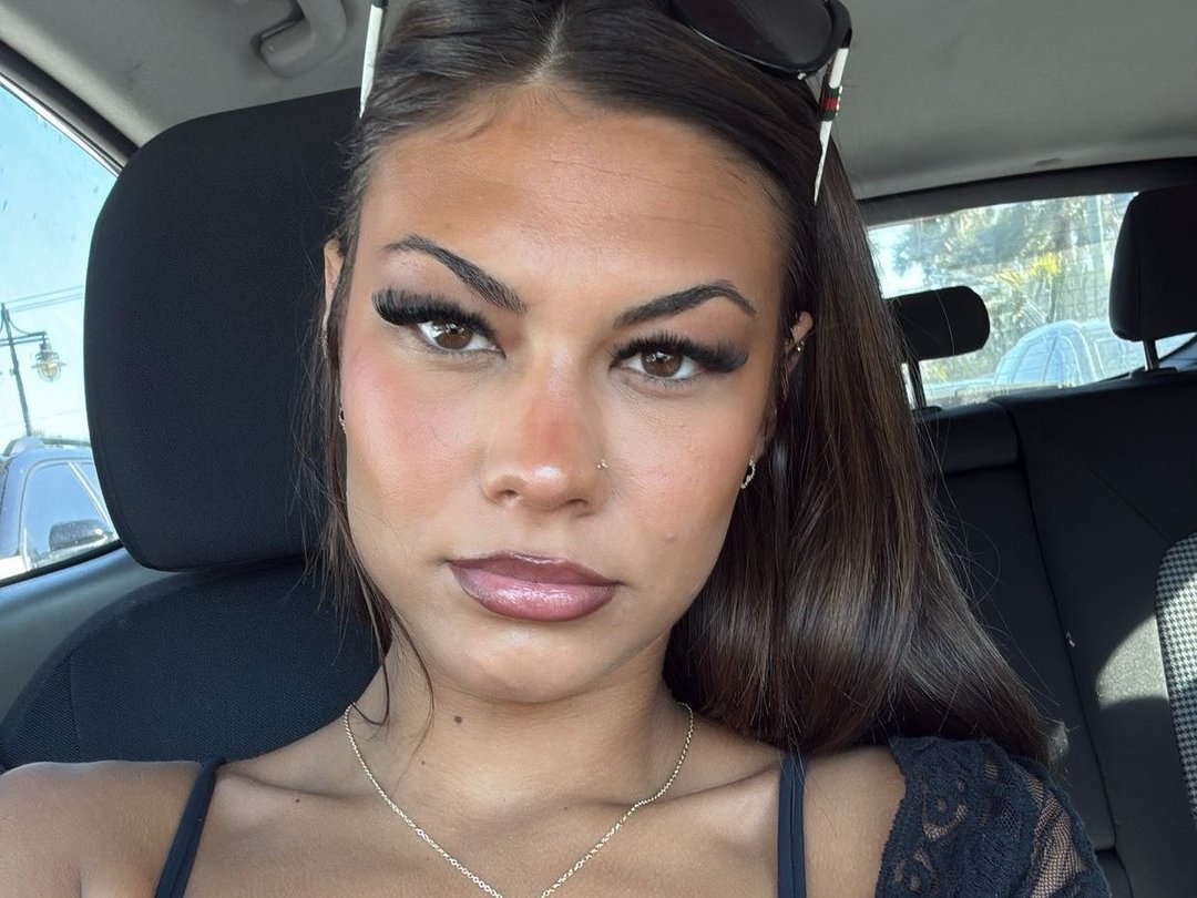 HeavenlyHavenxoxo — LIVE on Streamate