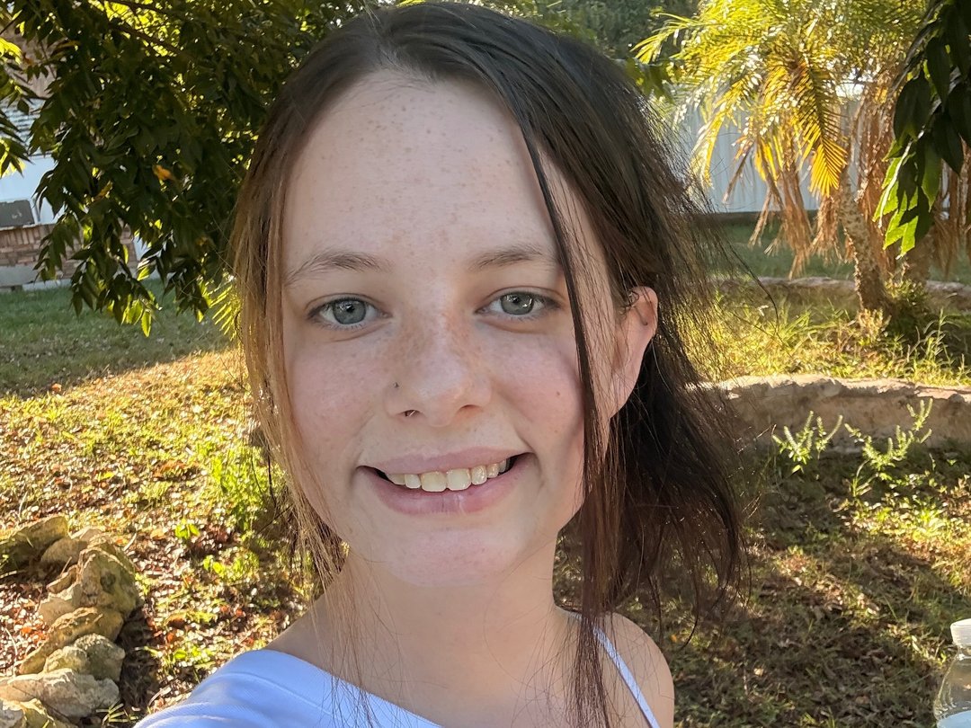 Honeymew — LIVE on Streamate