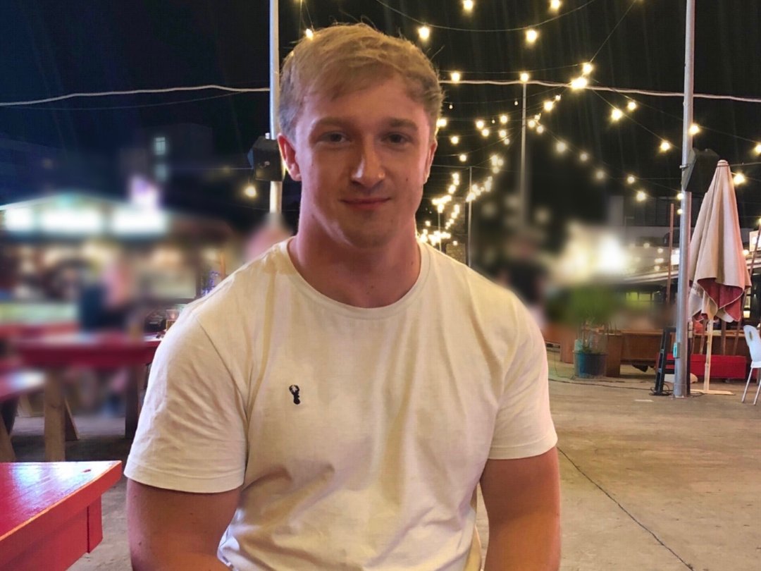 HungJames — LIVE on Streamate