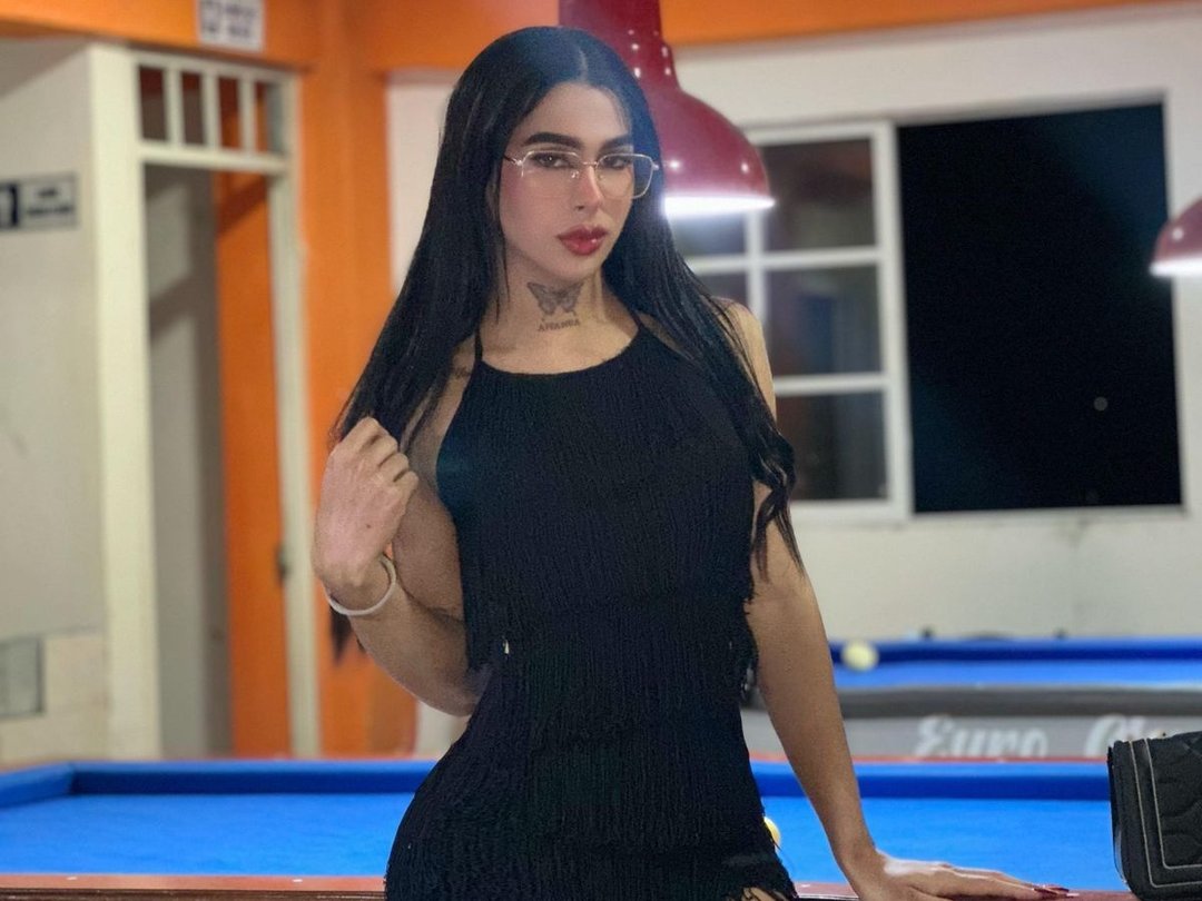 Ivone_cox — LIVE on Streamate