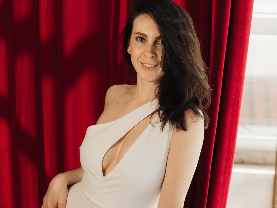 IvyColin — LIVE on Streamate