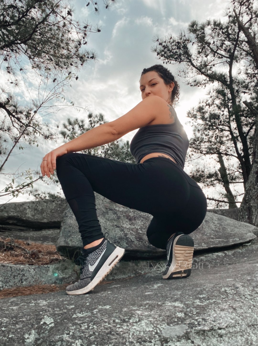 IvyyRain — LIVE on Streamate