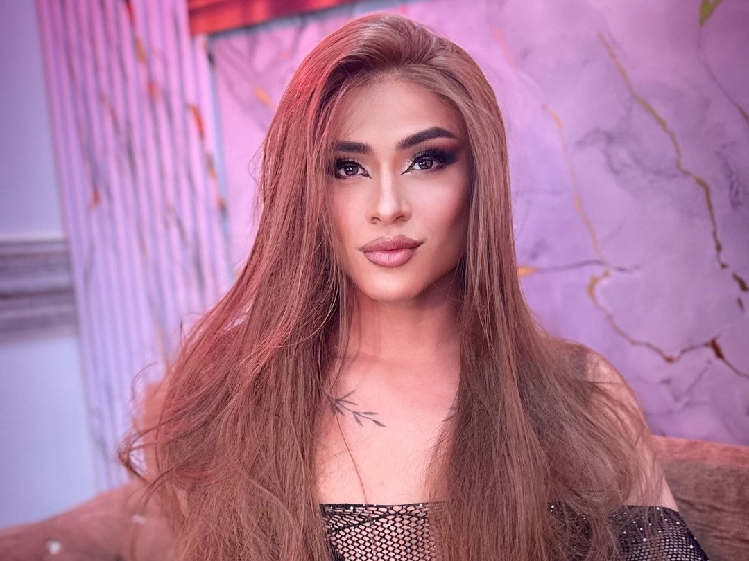 JansyRose — LIVE on Streamate