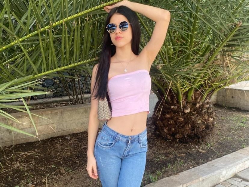 JeannaVender — LIVE on Streamate