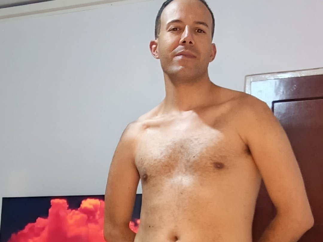 JeremyAlexLm — LIVE on Streamate