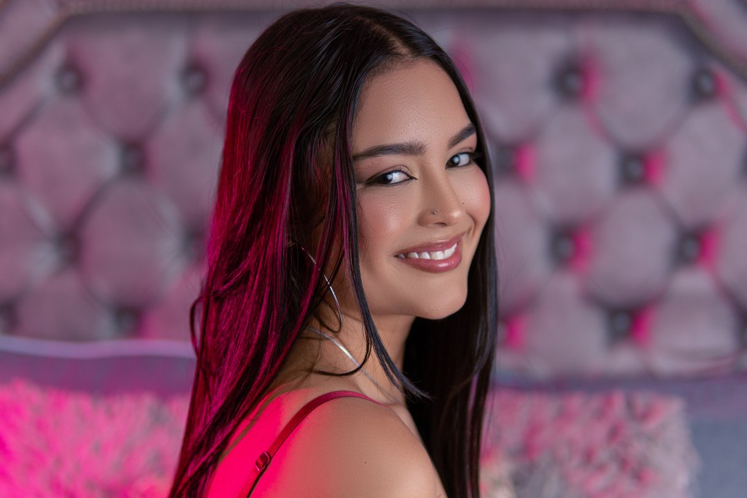 JessiRusel — LIVE on Streamate