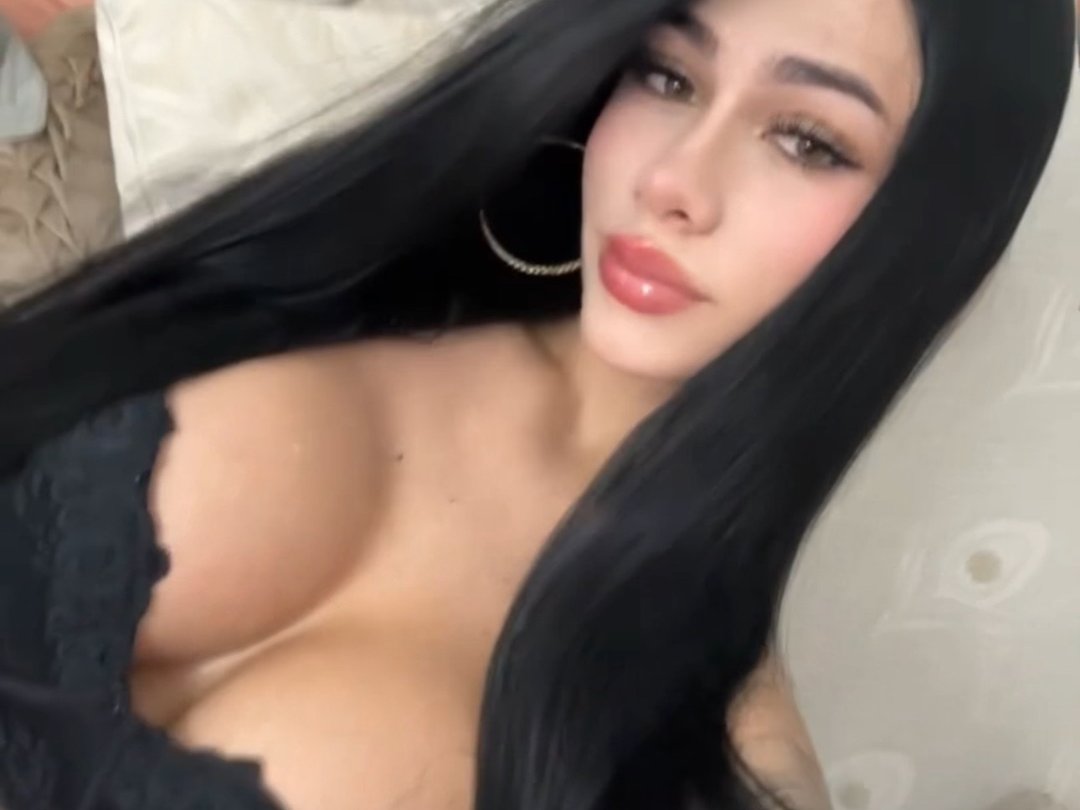 Jessimegansexi — LIVE on Streamate