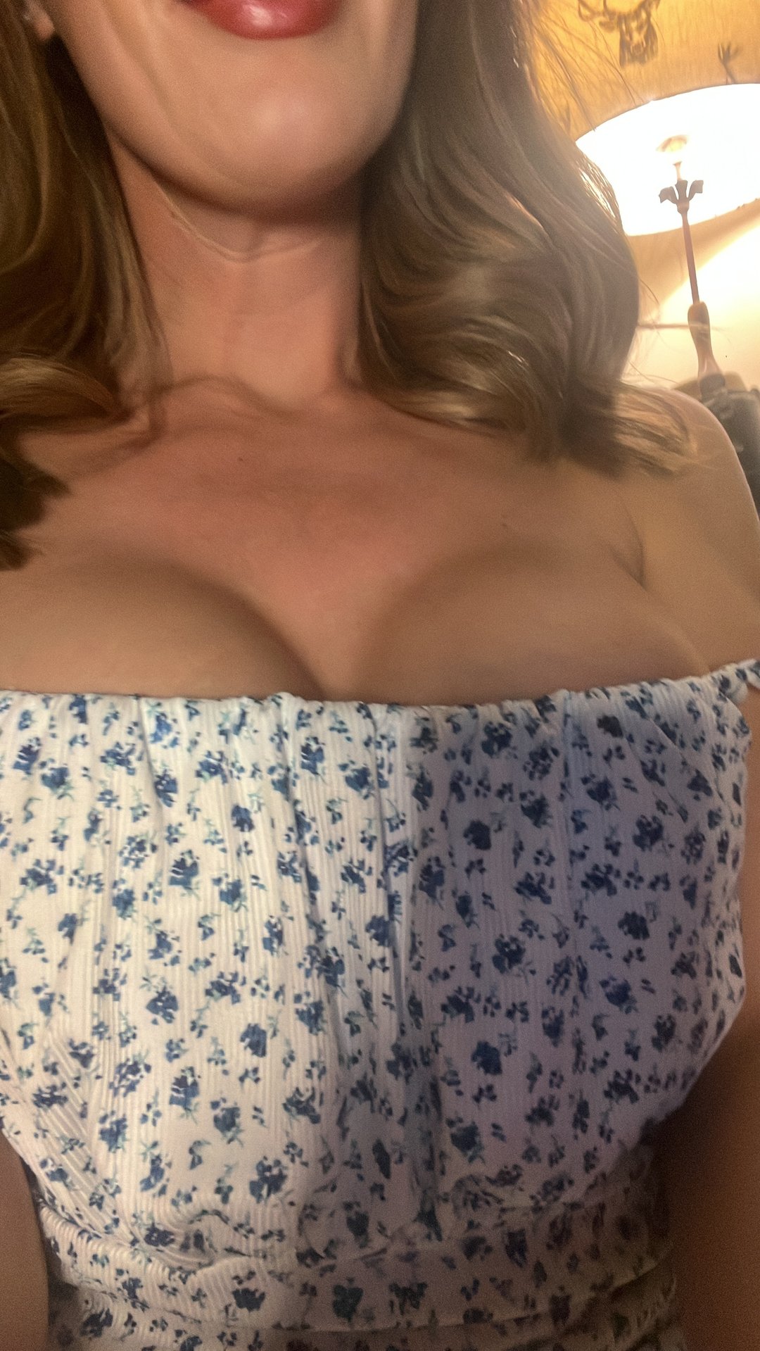 JoanieOakley21 — LIVE on Streamate
