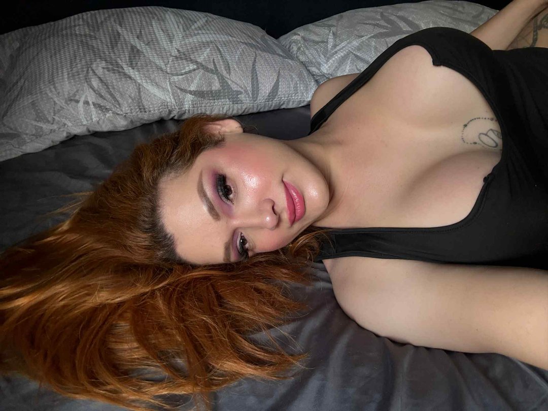 Karolltransxxx — LIVE on Streamate