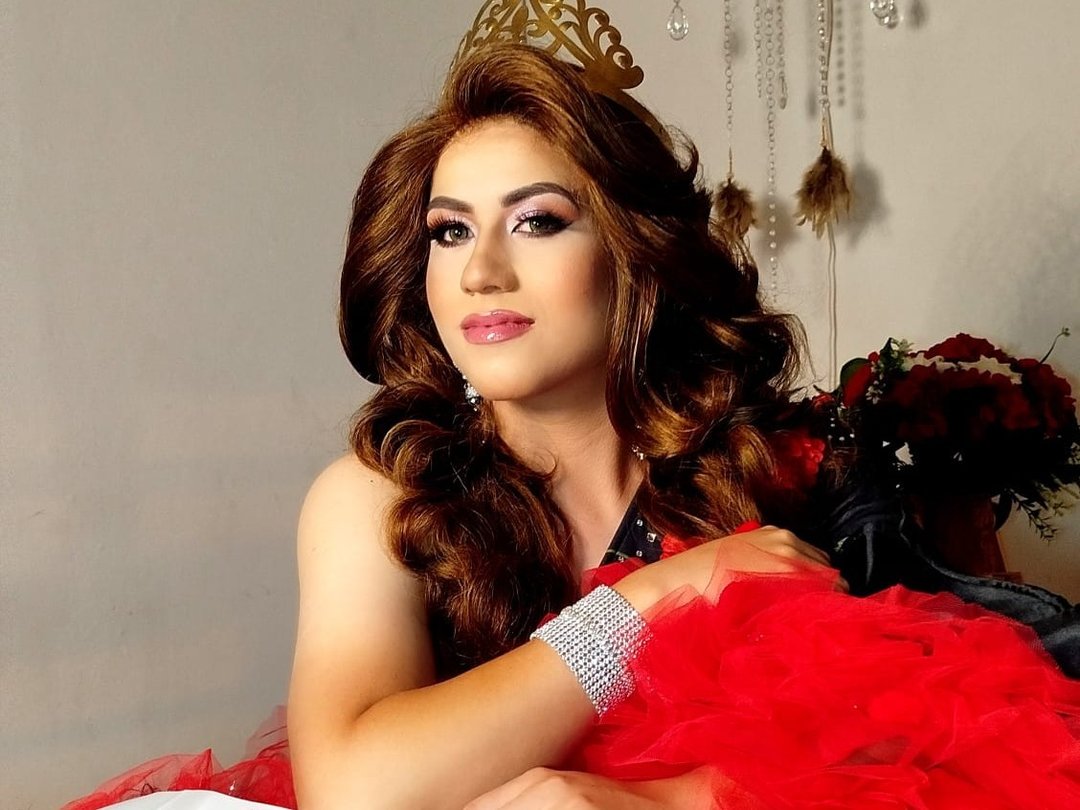 Kristhin_Adamss — LIVE on Streamate