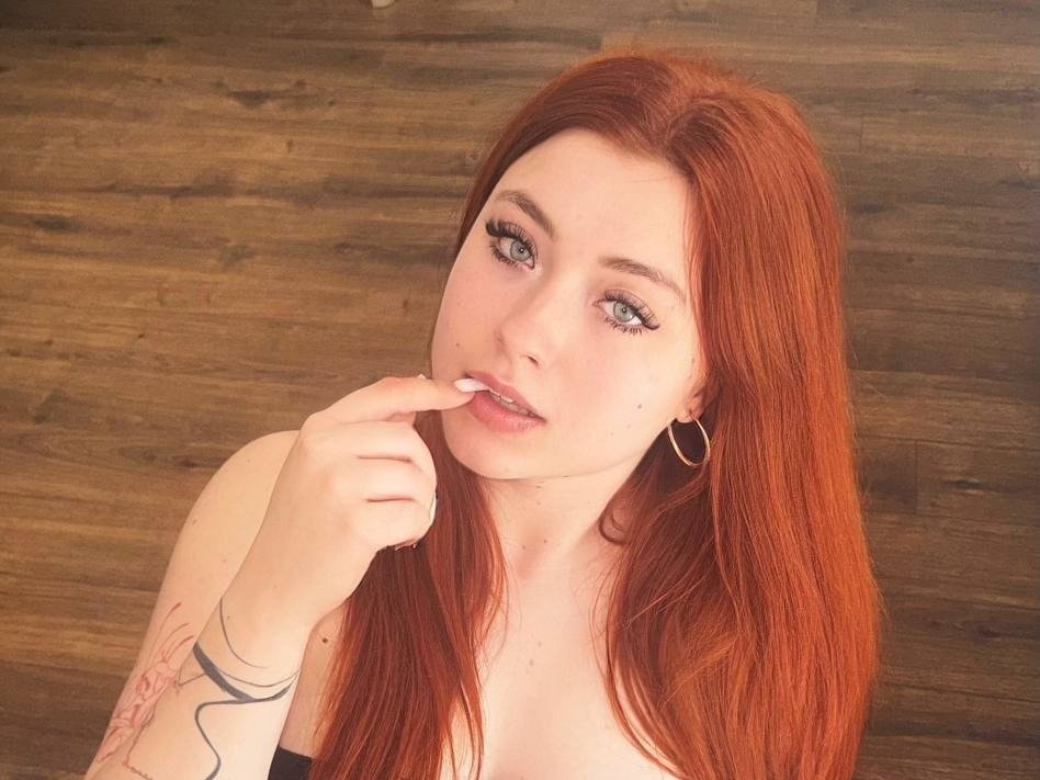 KrossAnny — LIVE on Streamate