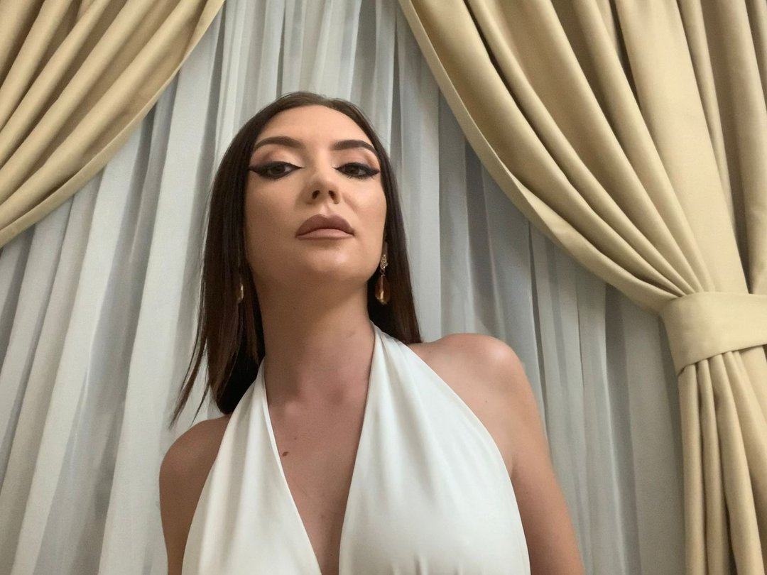LANAxoxo — LIVE on Streamate