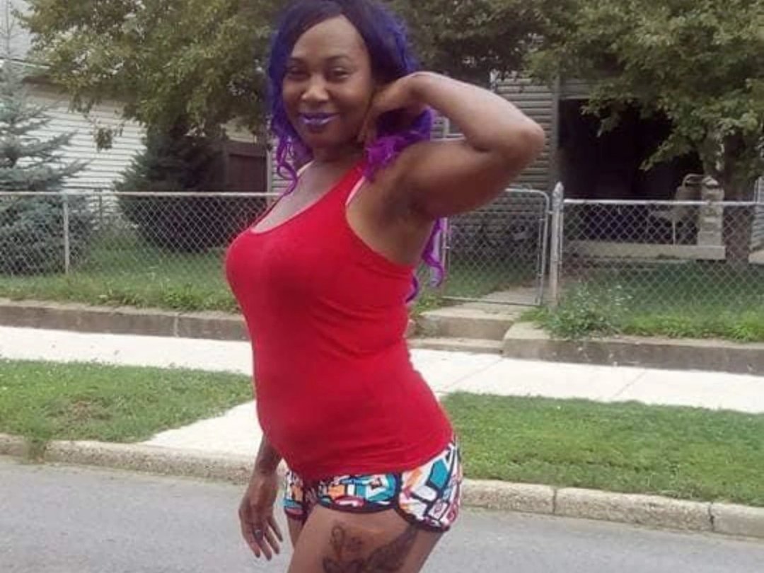 LilaEmiliaBell — LIVE on Streamate