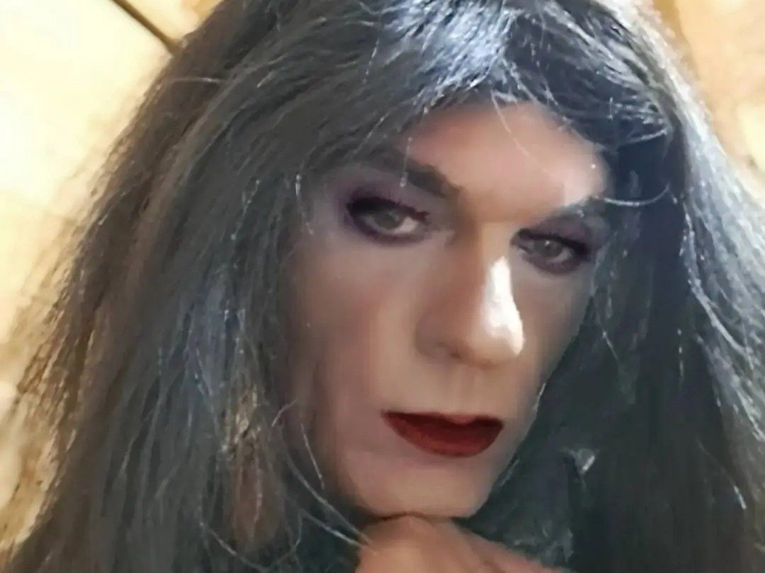 Luana699 — LIVE on Streamate