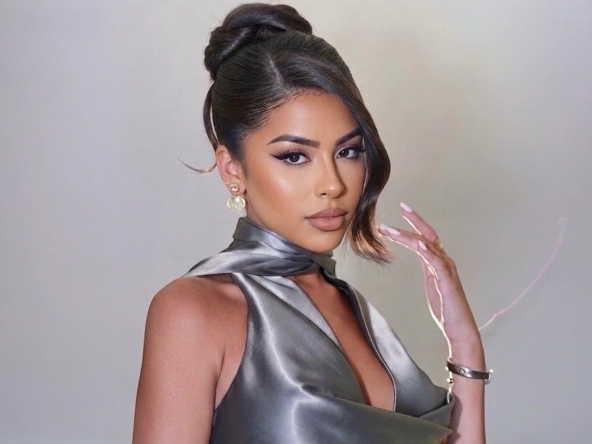 MadisonFerreiro — LIVE on Streamate