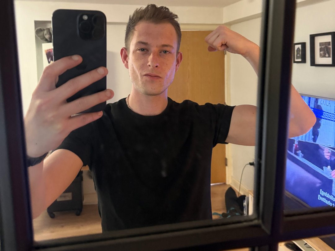 MasterCeasar — LIVE on Streamate