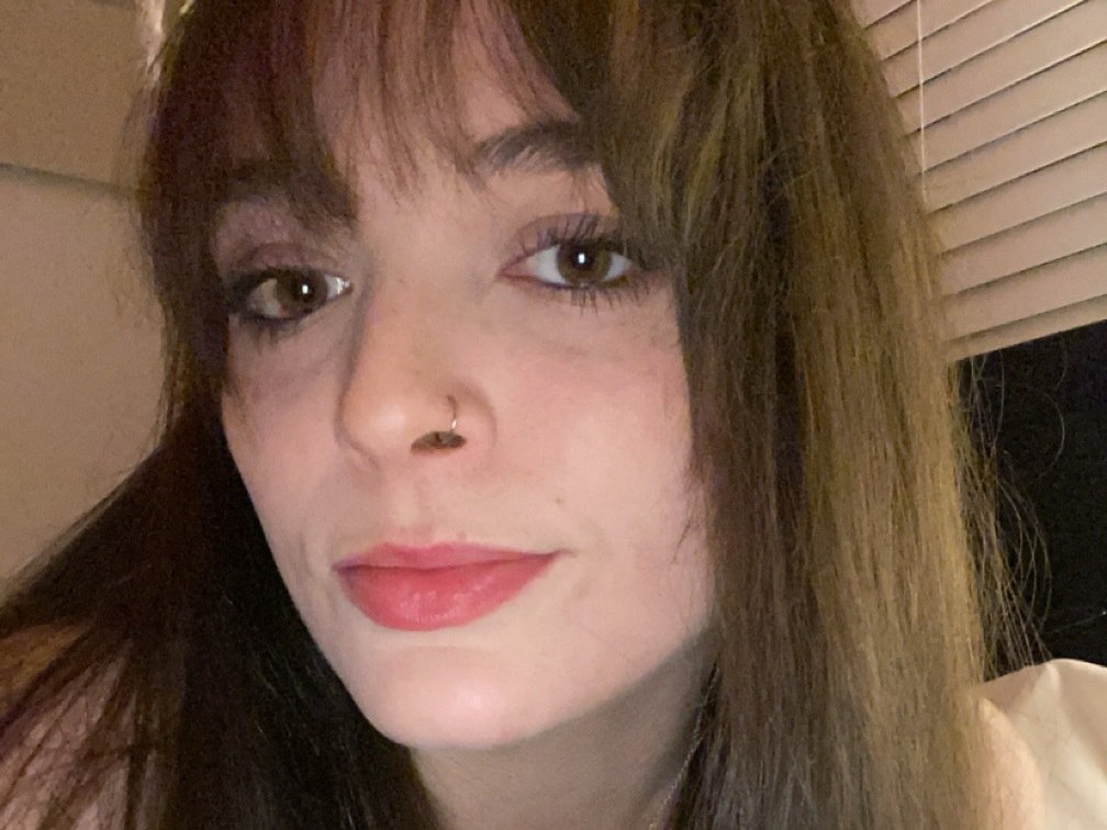 NikkiBoo25 — LIVE on Streamate